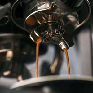 Breville – the Barista Touch Espresso Machine with 15 bars of pressure,Black Truffle