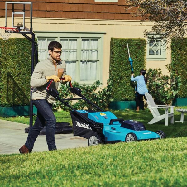 Makita 18V X2 (36V) LXT Lawn Mower Kit 21in Self Propelled with 4 Batteries