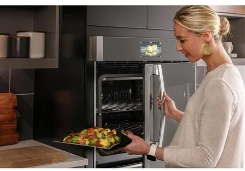 GE Profile 30 Inch Single Electric Smart Wall Oven with 5.0 Cu. Ft. Capacity