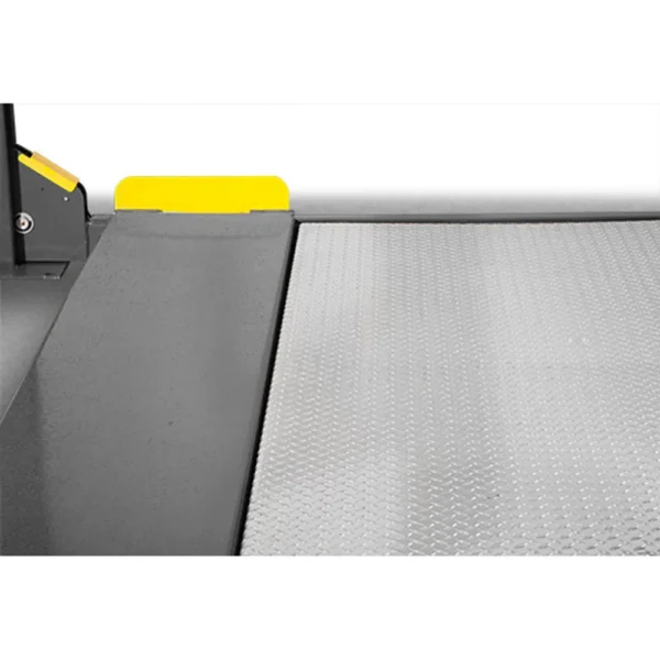 BENDPAK 9,000-LB. STANDARD WIDTH CAR LIFT