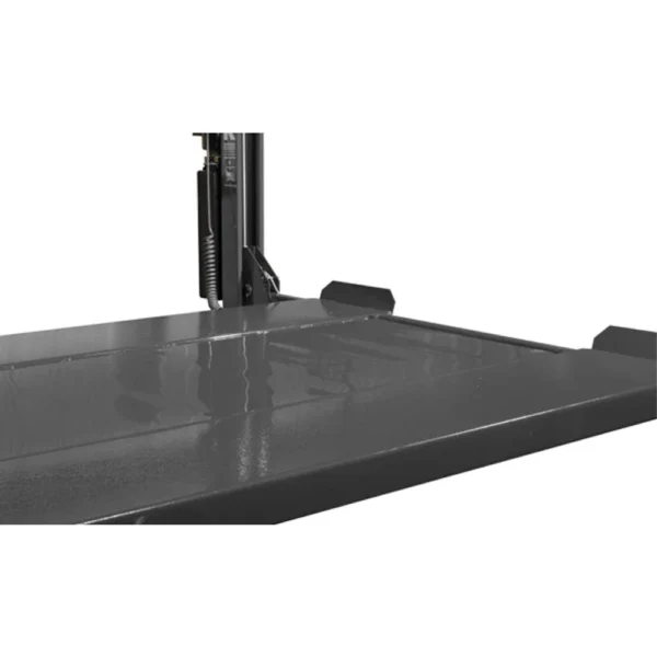 BENDPAK 9,000-LB. STANDARD WIDTH CAR LIFT